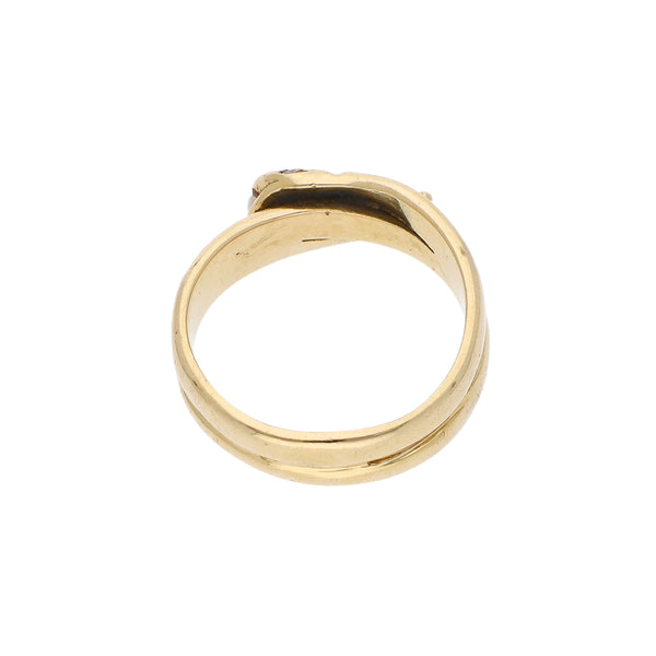 Anillo diseño especial motivo serpiente con diamantes y perla en oro amarillo 14 kilates.