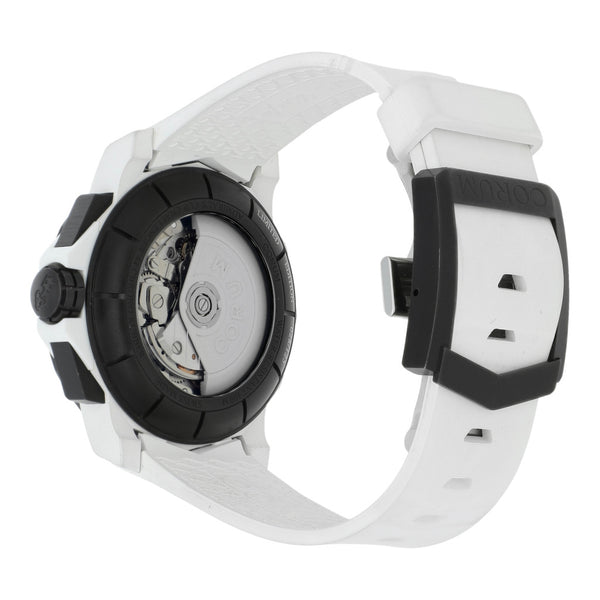 Reloj Corum para caballero modelo Admiral´s Cup Challenger 44.