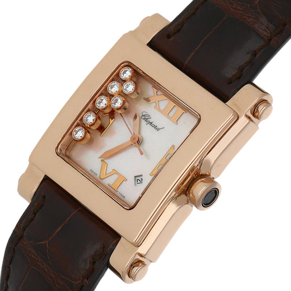 Reloj Chopard para dama modelo Happy Sport caja y broche en oro rosa 18 kilates.