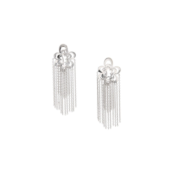 Aretes diseño especial con colgantes motivo flor en oro blanco 18 kilates.