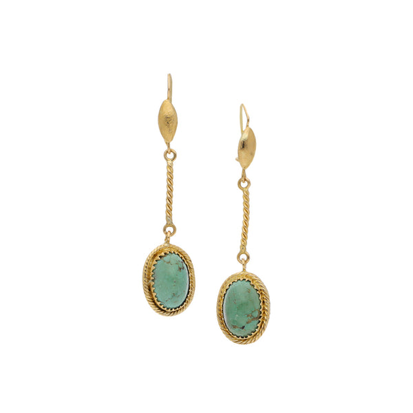 Aretes diseño especial con colgantes de turquesas en oro amarillo 18 kilates.