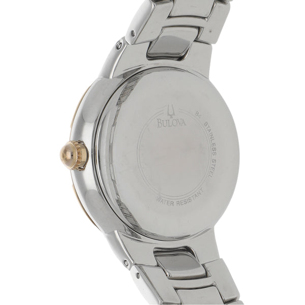 Reloj Bulova para dama en acero/Chapa.