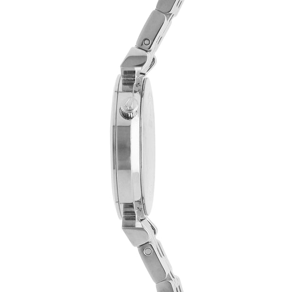 Reloj Bulova para dama en acero inoxidable.