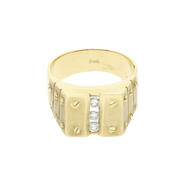 Anillo estriado motivo tornillos con diamantes en oro amarillo 18 kilates.