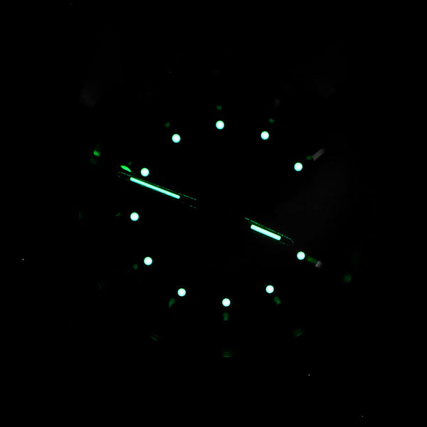Reloj Citizen para caballero en acero chapa.