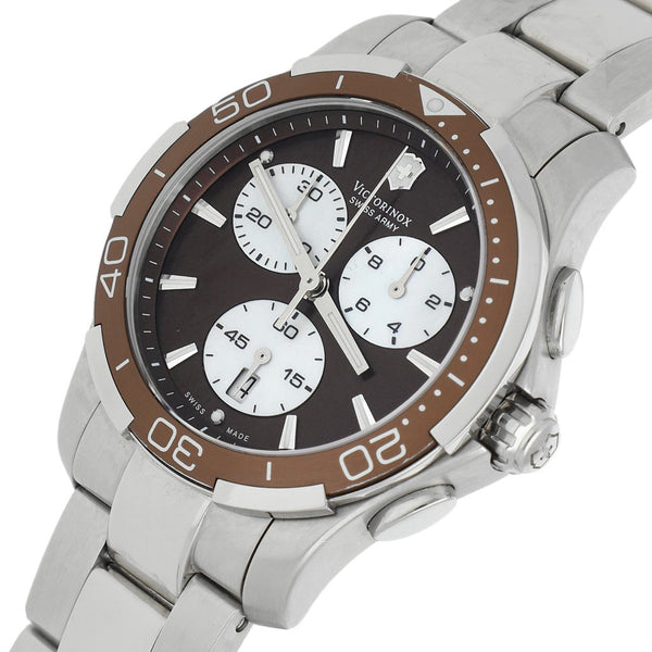 Reloj Victorinox para caballero en acero inoxidable.