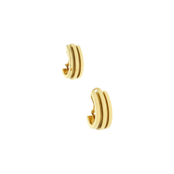 Aretes estriados firma Tiffany & Co. en oro amarillo 18 kilates.