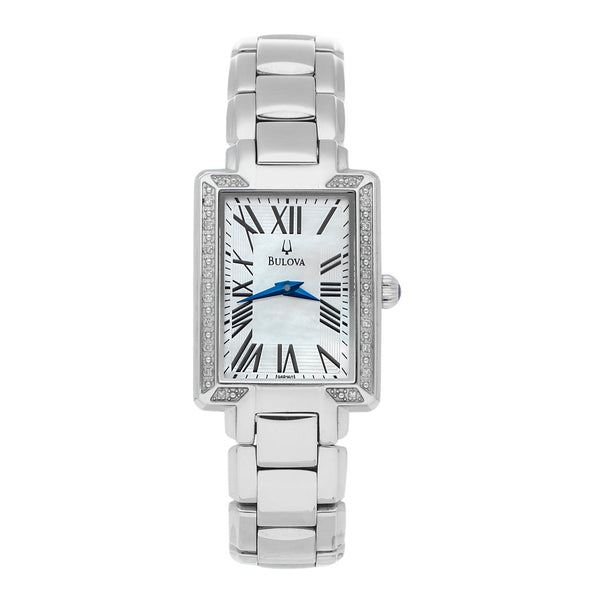 Reloj Bulova para dama en acero inoxidable.