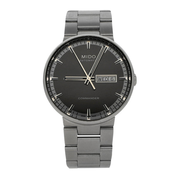Reloj Mido para caballero modelo Commander II Datoday.
