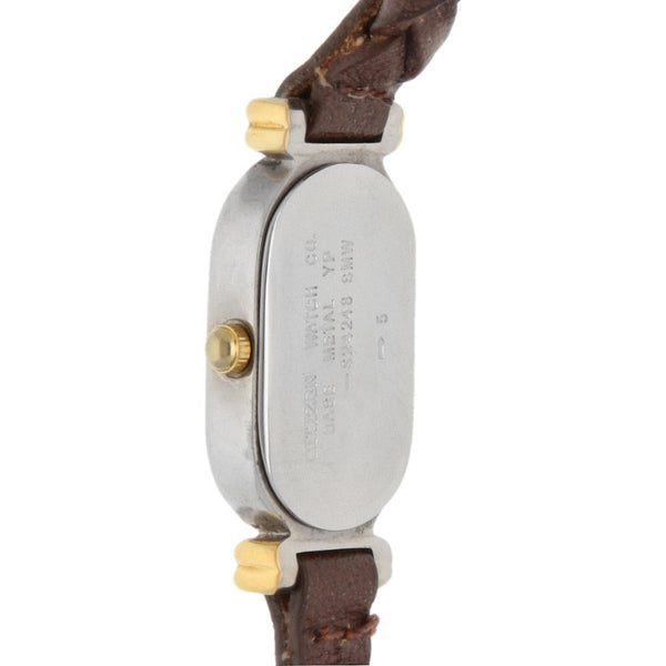 Reloj Citizen para dama en acero / chapa.