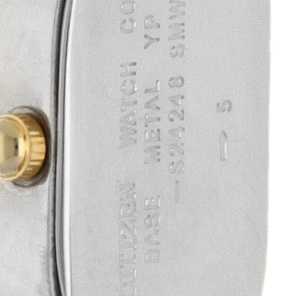 Reloj Citizen para dama en acero / chapa.