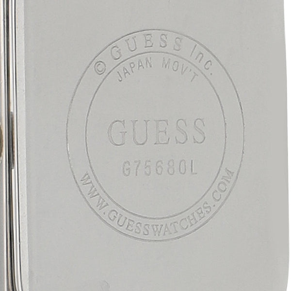 Reloj Guess para dama en acero inoxidable.