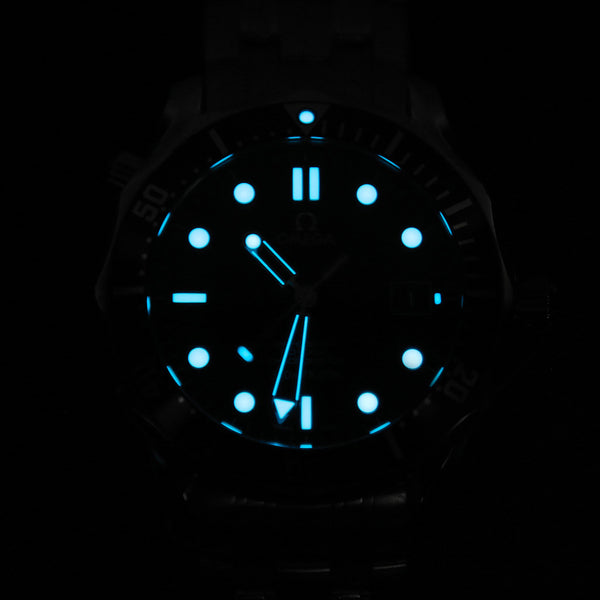 Reloj Omega para caballero modelo Seamaster.