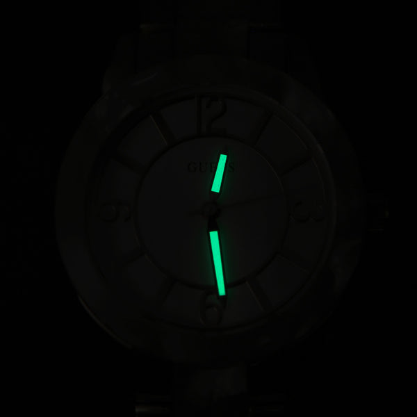 Reloj Guess para dama en acero y resina.