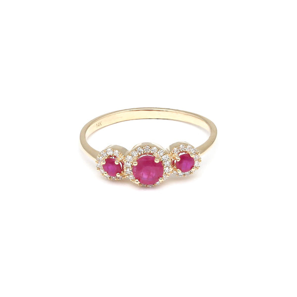 Anillo diseño especial con diamantes y rubíes en oro blanco 14 kilates.