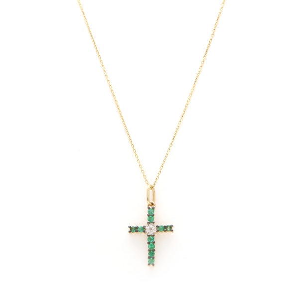 Gargantilla eslabón cruzado y cruz diseño especial con diamantes y esmeraldas en oro amarillo 14 kilates.