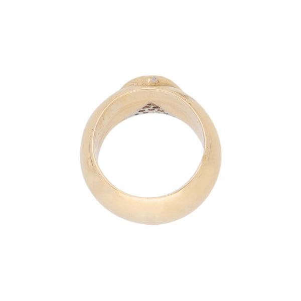Anillo diseño especial con diamantes en oro dos tonos 14 kilates.