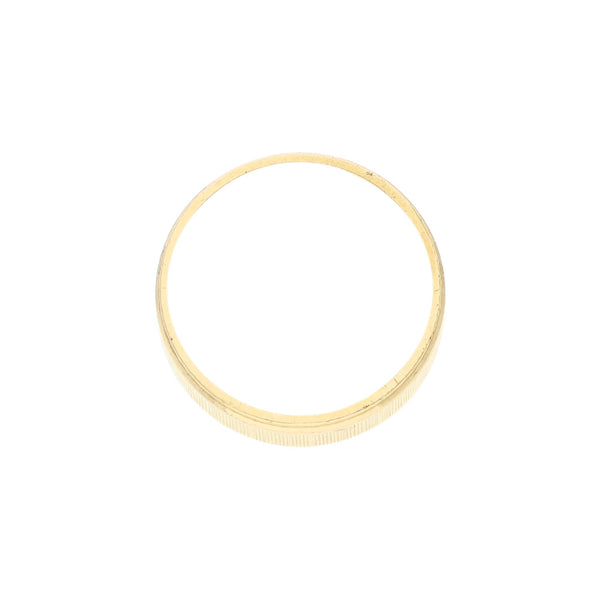 Argolla labrada en oro amarillo 18 kilates.