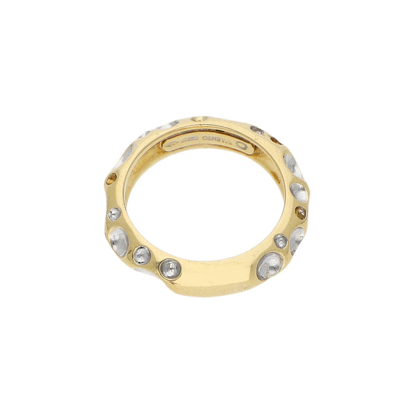 Anillo diseño especial en oro amarillo 18 kilates.