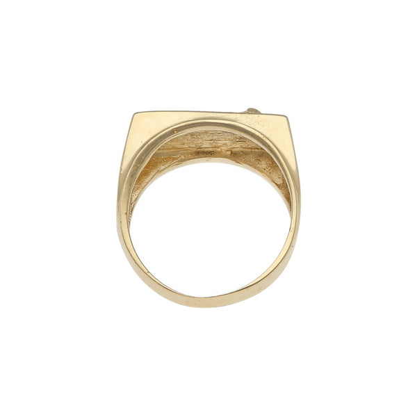 Anillo tipo sello motivo pantera en oro amarillo 14 kilates.