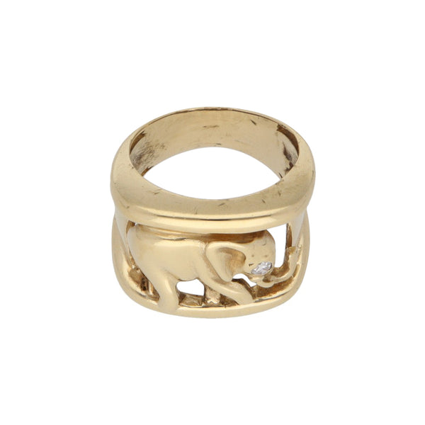 Anillo diseño especial motivo elefante con diamante en oro amarillo 14 kilates.