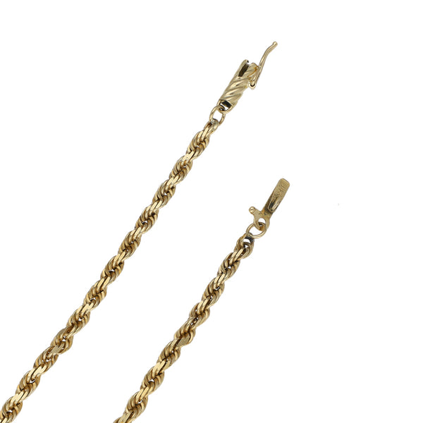 Collar eslabón torzal y dije motivo Buda en oro amarillo 14 kilates.