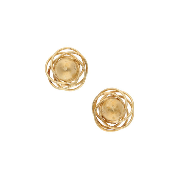 Aretes calados en oro amarillo 14 kilates.