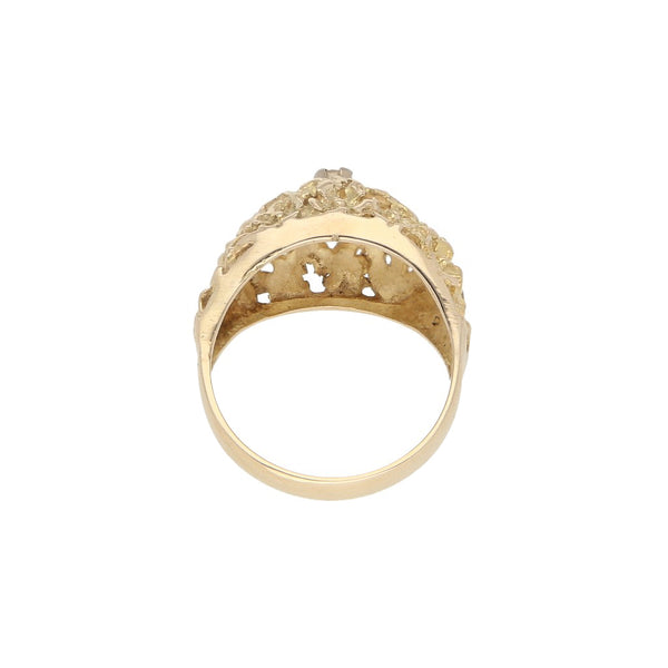 Anillo labrado con diamante en oro amarillo 12 kilates.