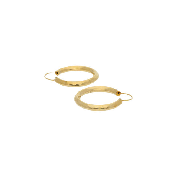 Arracadas facetadas en oro amarillo 18 kilates.
