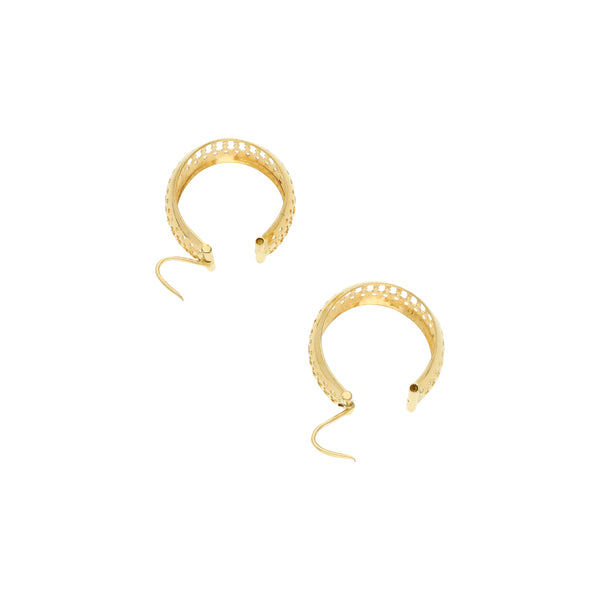 Arracadas caladas en oro amarillo 18 kilates.