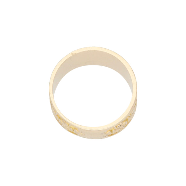 Anillo diseño especial motivo figuras diferentes en oro amarillo 14 kilates.