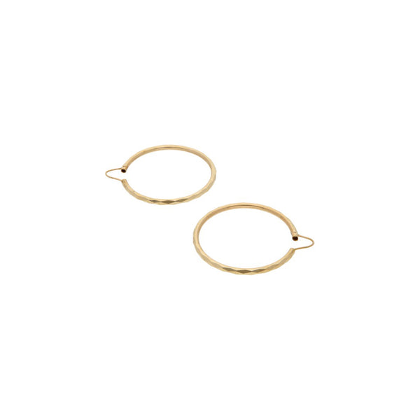 Arracadas facetadas en oro amarillo 14 kilates.