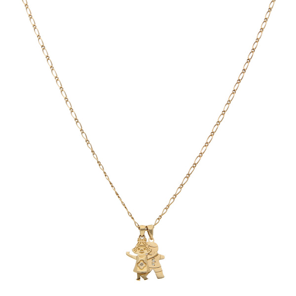 Collar eslabón combinado con dos dijes diseño especial con circonias motivo niño y niña en oro amarillo 14 kilates.