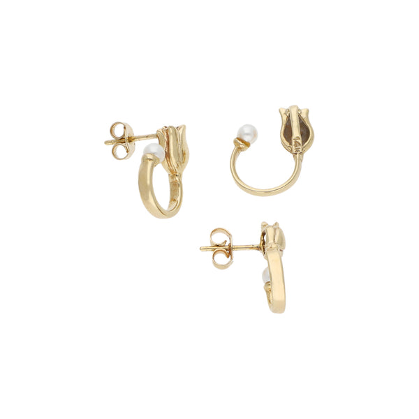 Juego de dije y broqueles diseño especial motivo flor con perla en oro amarillo 14 kilates.