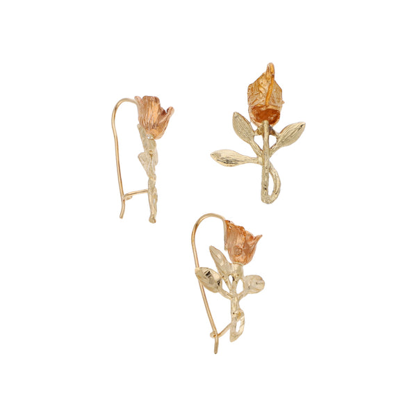 Juego de dije y aretes diseño especial motivo flor en oro dos tonos 14 kilates.