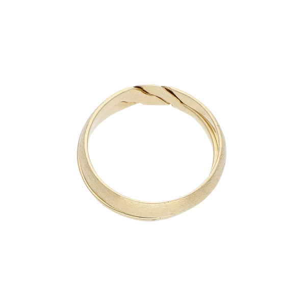 Alianza de dos piezas diseño especial en oro amarillo 14 kilates.