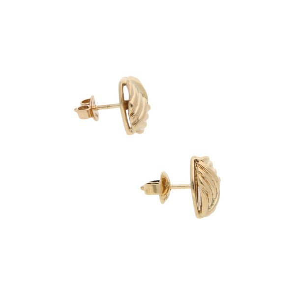 Broqueles diseño especial en oro amarillo 14 kilates.