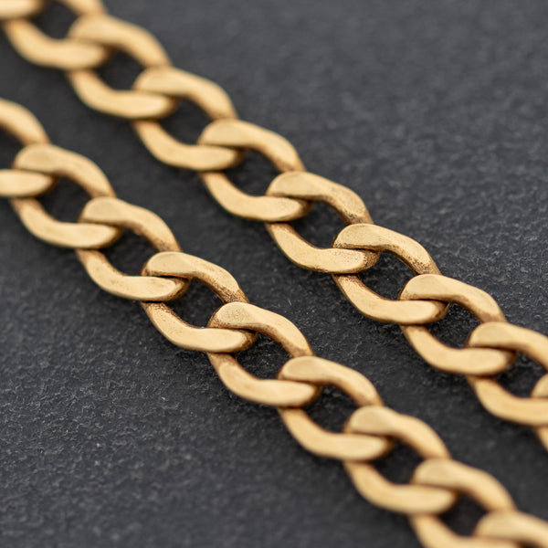 Collar eslabón barbado en oro amarillo 14 kilates.
