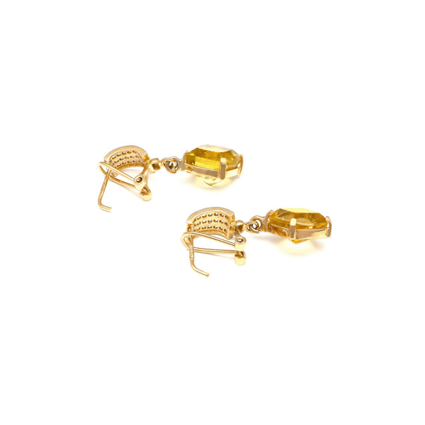 Aretes diseño especial con colgante de citrinos y circonias en oro amarillo 14 kilates.