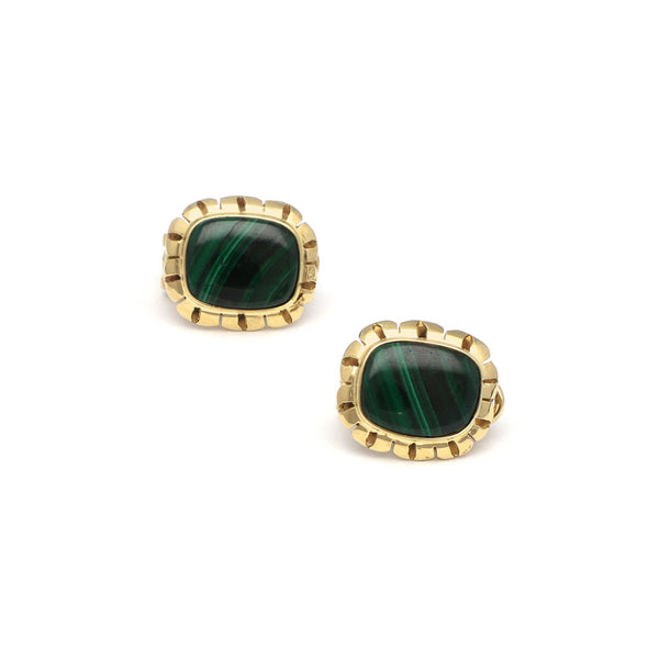 Juego de anillo y aretes calados con malaquita en oro amarillo 14 kilates.
