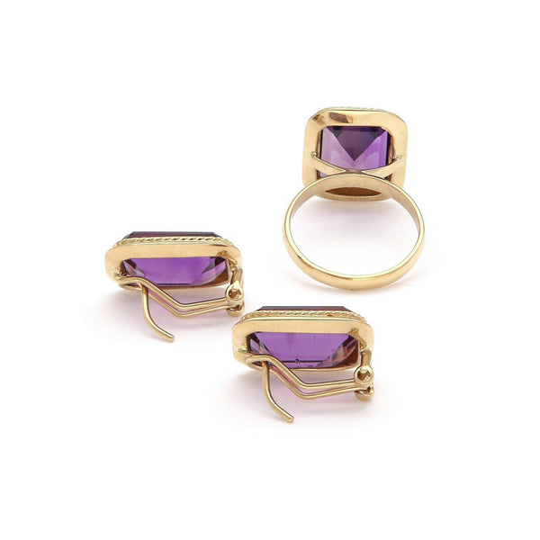 Juego de artes y anillo diseño especial con amatistas en oro amarillo 14 kilates.