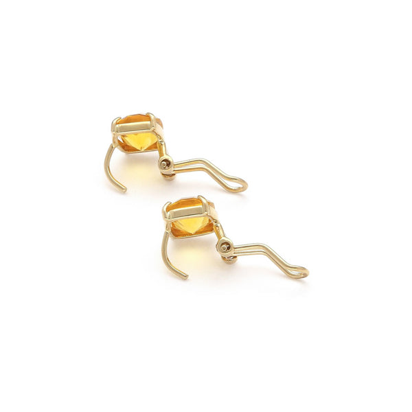 Juego anillo y aretes diseño especial con citrinos en oro amarillo 14 kilates.