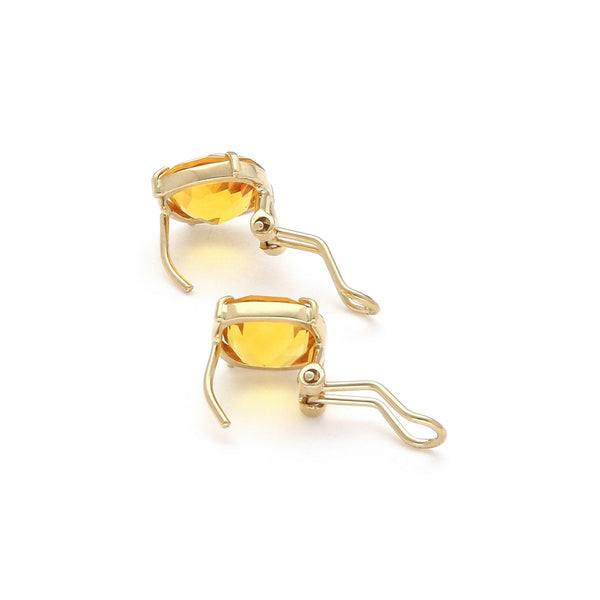 Juego anillo y aretes diseño especial con citrinos en oro amarillo 14 kilates.