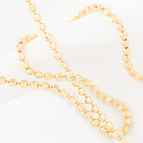 Gargantilla eslabón boleado en oro amarillo 14 kilates.