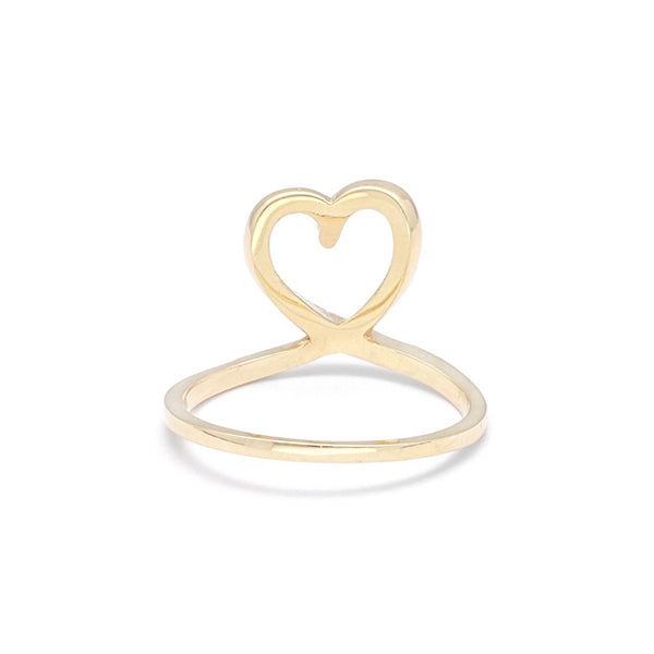Anillo ondulado motivo corazón en oro amarillo 14 kilates.