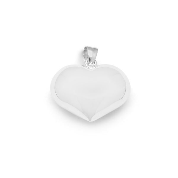Dije hueco motivo corazón en oro blanco 14 kilates.
