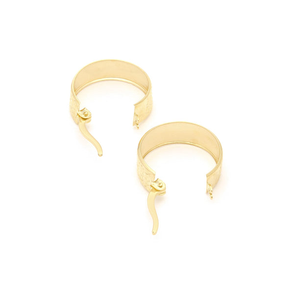 Arracadas facetadas en oro amarillo 14 kilates.