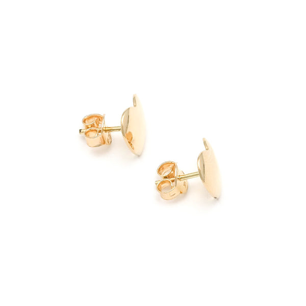 Aretes lisos motivo corazón en oro amarillo 14 kilates.