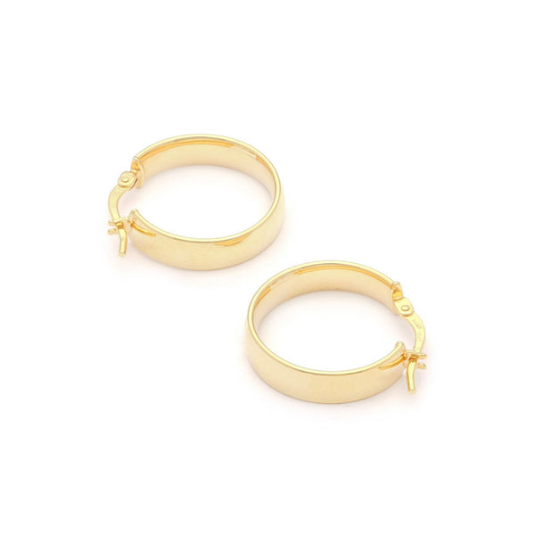 Arracadas facetadas en oro amarillo 14 kilates.