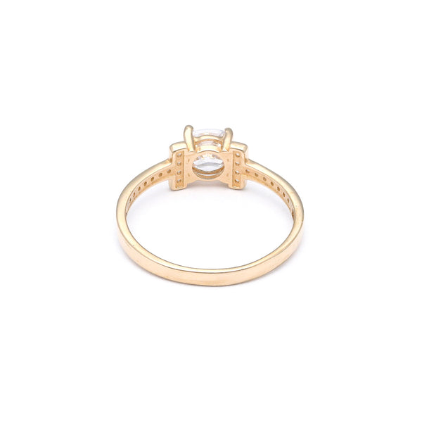 Anillo de compromiso con circonias en oro amarillo 14 kilates.
